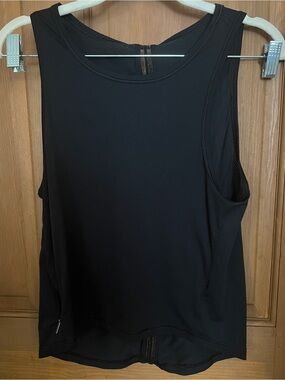Victoria’s Sport (rebranded VSX long after this purchase) Black Performance Tank